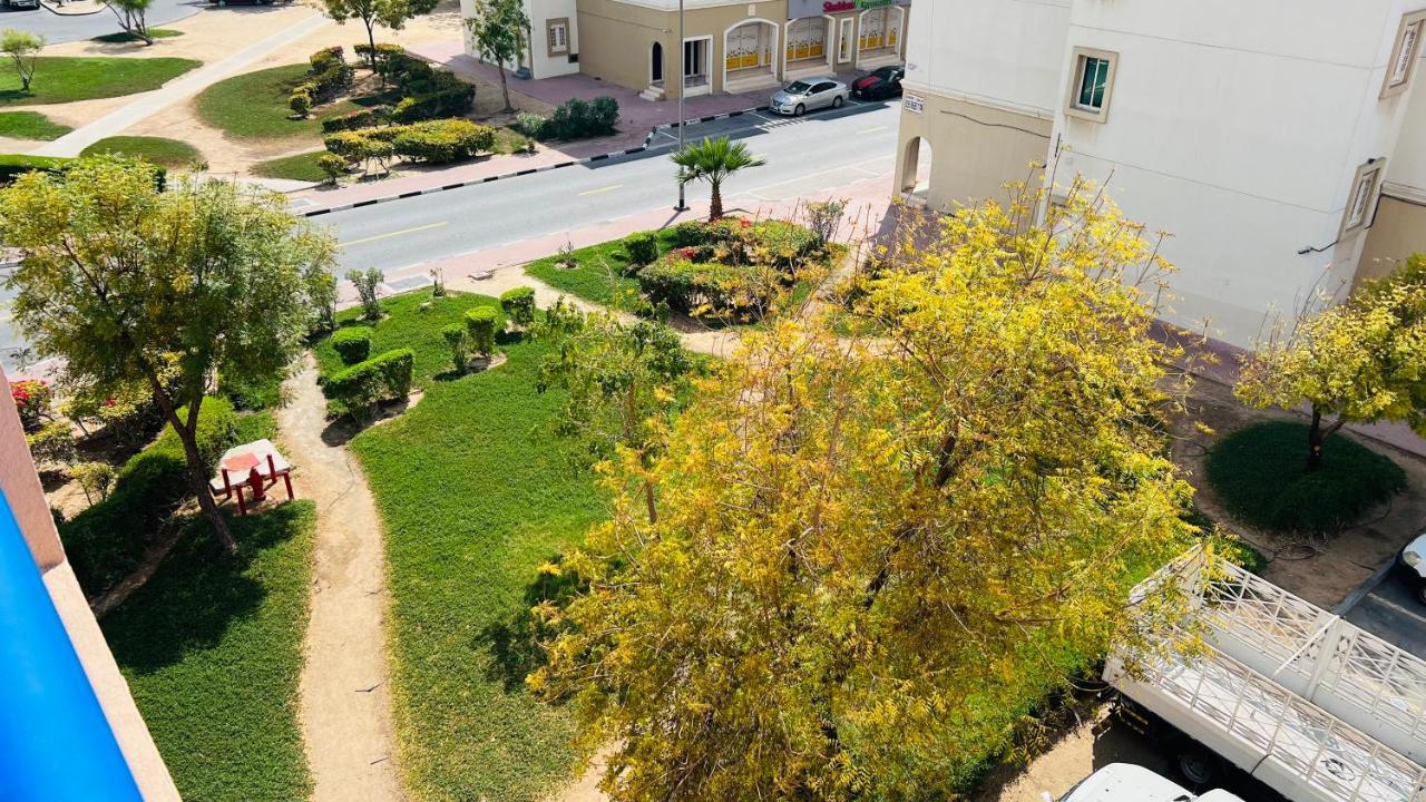 Newly Furnished Cozy One Bed Room Apartment 2 Bathroom City View Dubai Exterior photo