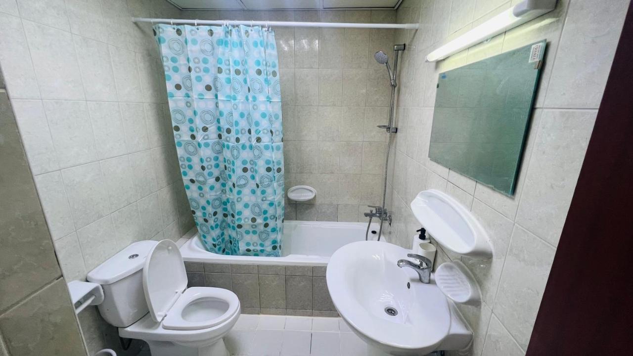 Newly Furnished Cozy One Bed Room Apartment 2 Bathroom City View Dubai Exterior photo